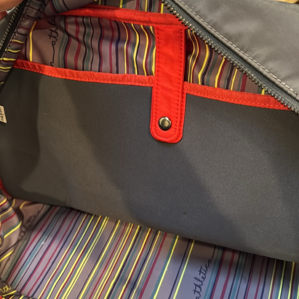 Lululemon Gym Duffle Bag - Picture 4 of 8